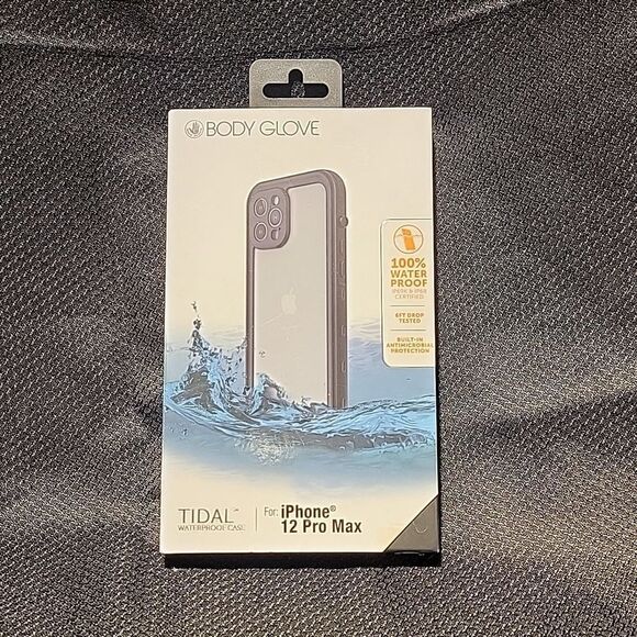 Cell phone case - Picture 1 of 3